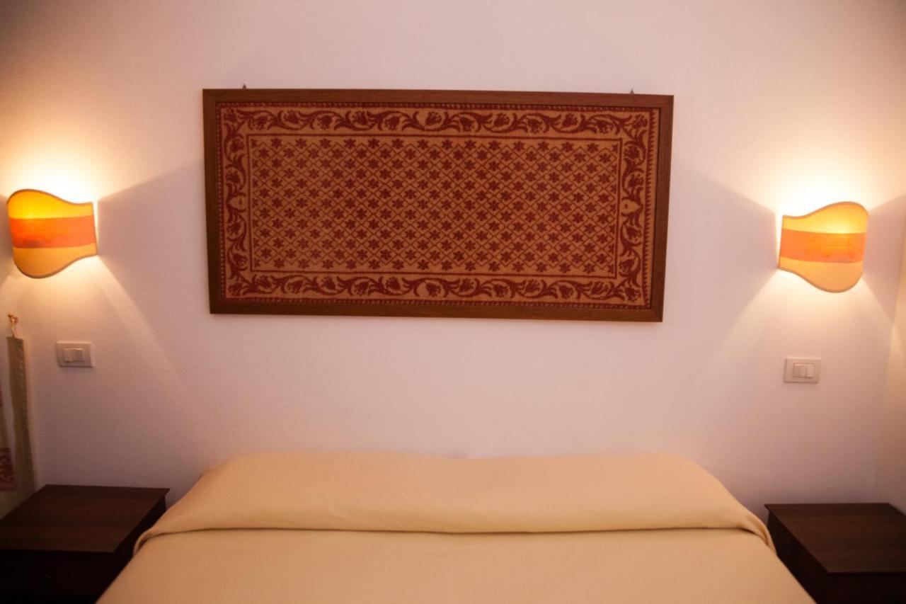 Affitta Camere Casa Delle Rose 빌라노바 몬텔레오네 외부 사진